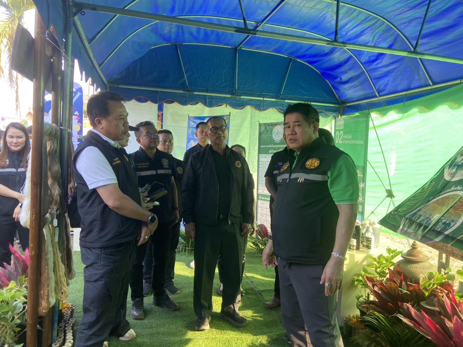 title - ส.ป.ก.ร่วมติดตาม รองนายกรัฐมนตรี และรัฐมนตรีว่าการกระทรวงเกษตรและสหกรณ์ (ร้อยเอก ธรรมนัส พรหมเผ่า) ลงพื้นที่ตรวจราชการในเขตปฏิรูปที่ดินจังหวัดเชียงใหม่